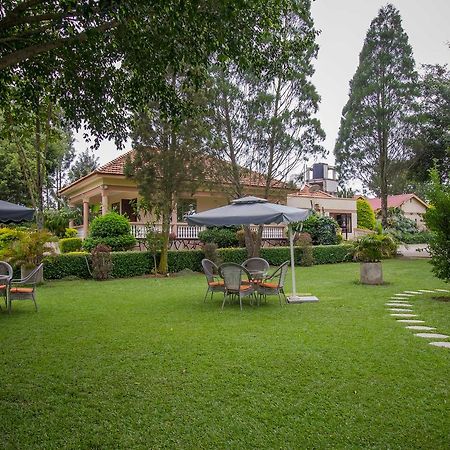 Tuzza Hotel Bushenyi Kültér fotó