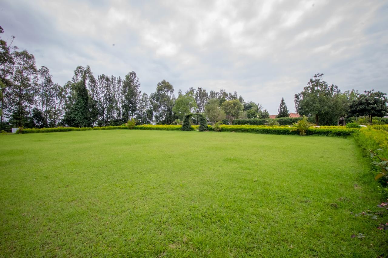 Tuzza Hotel Bushenyi Kültér fotó