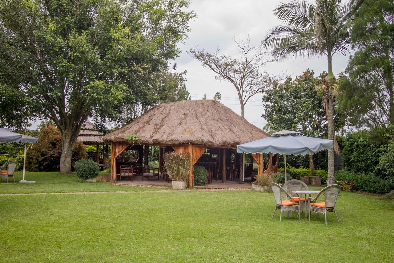 Tuzza Hotel Bushenyi Kültér fotó