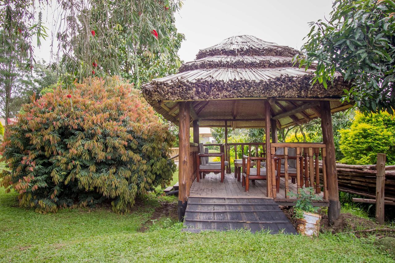 Tuzza Hotel Bushenyi Kültér fotó